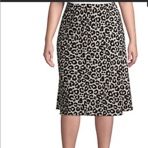 New , tag attached, regular price $17.97. Size 4X (28w-30w).